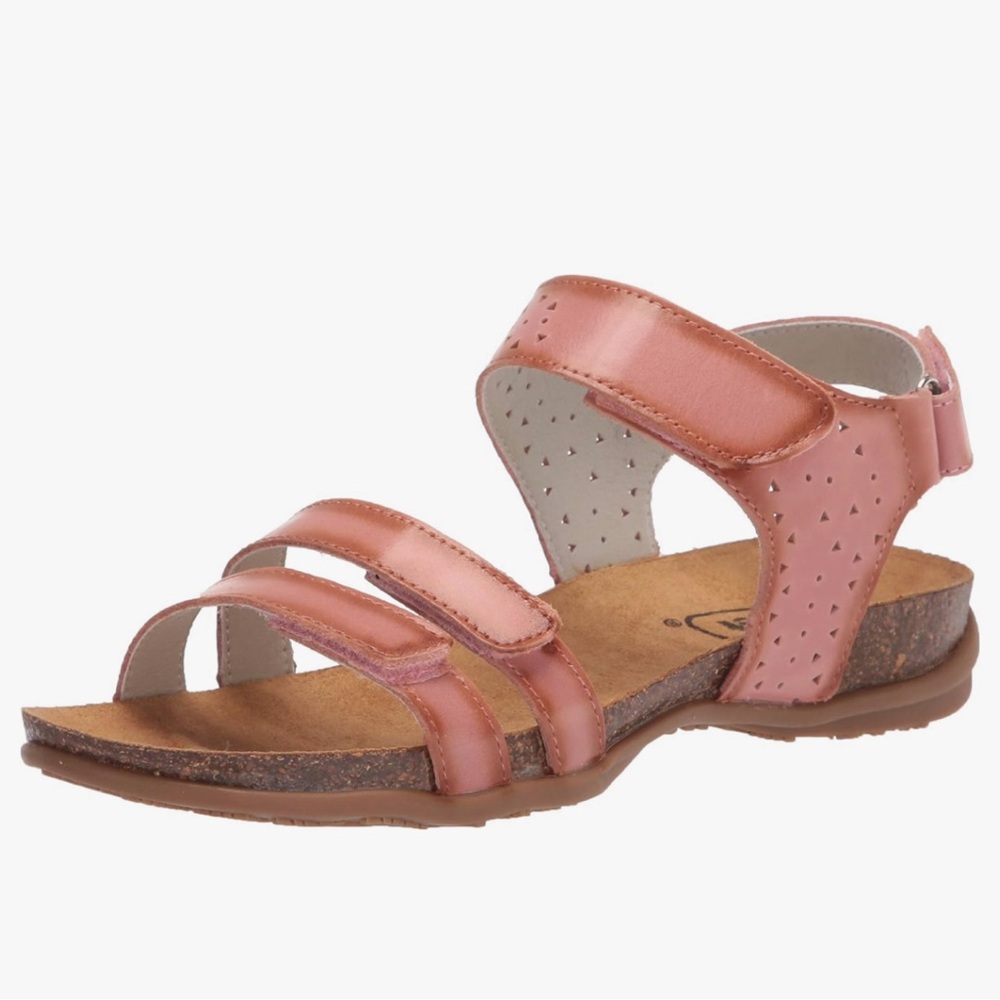 Leather sandals. Pink. Size 12